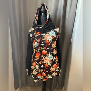 228. Hazel Blues Hoodie, Size 1XL, EUC